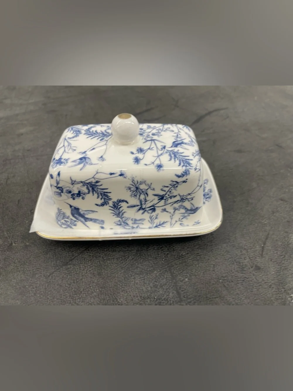 Grace Teaware blue and white floral design covered butter dish - brand new! - Picture 4 of 5